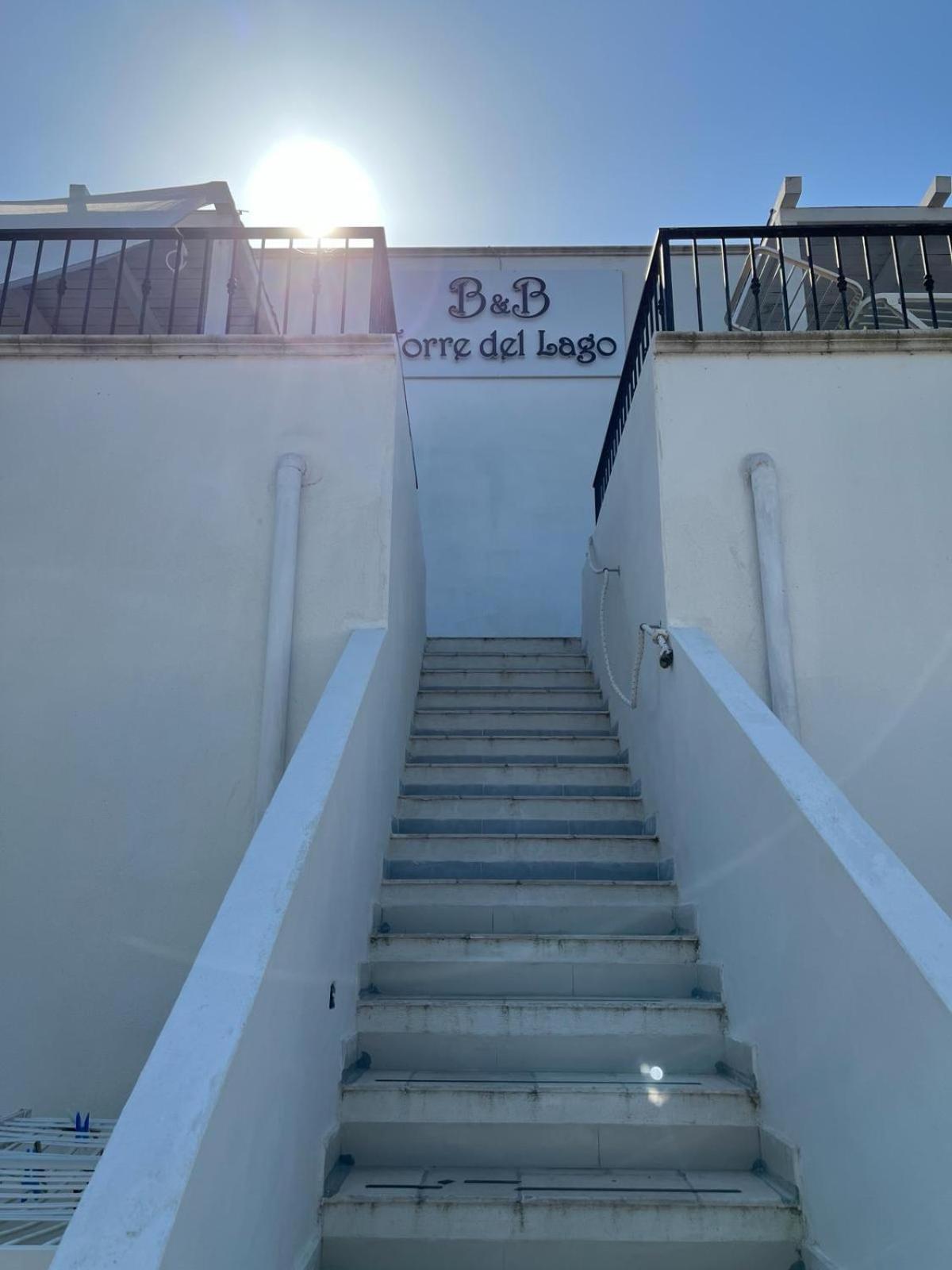 B&B Torre Del Lago 2 Foce Varano Exterior photo
