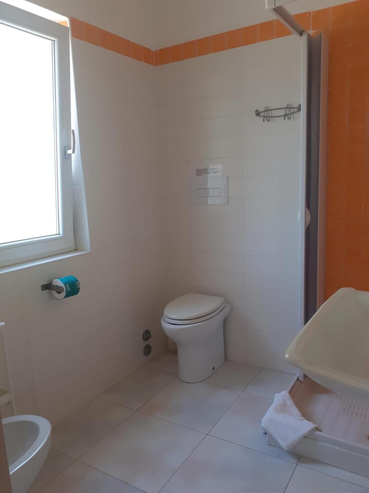 B&B Torre Del Lago 2 Foce Varano Exterior photo